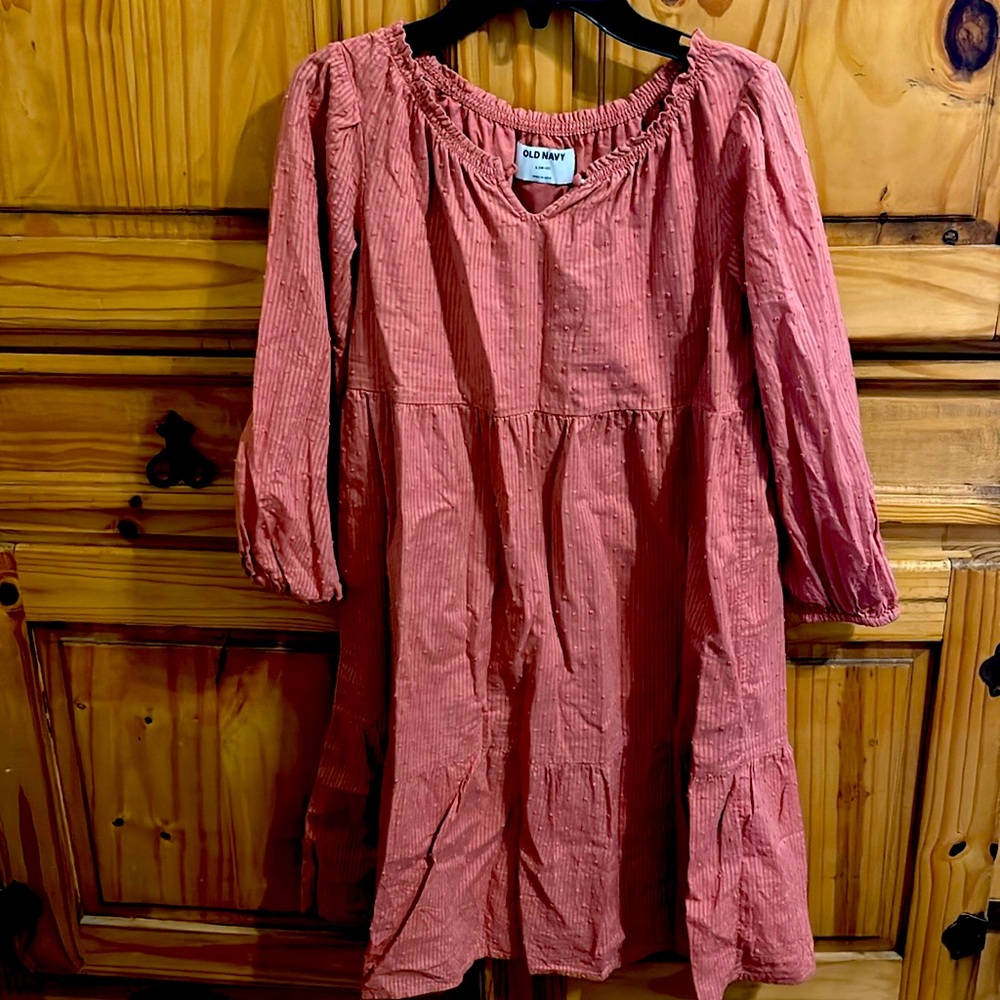 EUC Girls Old Navy 3/4 length sleeve peasant dress. Only worn once. Size L